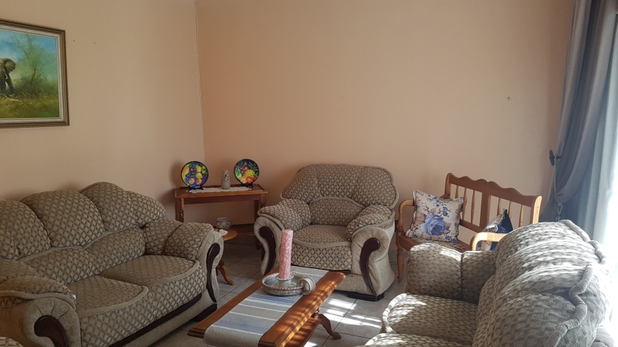 To Let 3 Bedroom Property for Rent in Morelig Free State